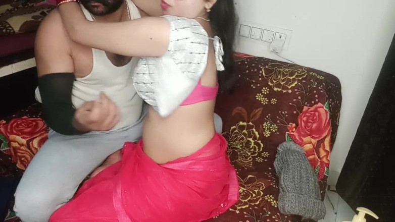 cuteindiancpl21: Bini India panas mengongkek kawan suami di rumah
