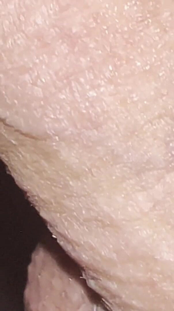 Apomit: Night Walking in Pantyhose Fishnets Close Road Teen Boy Flash...