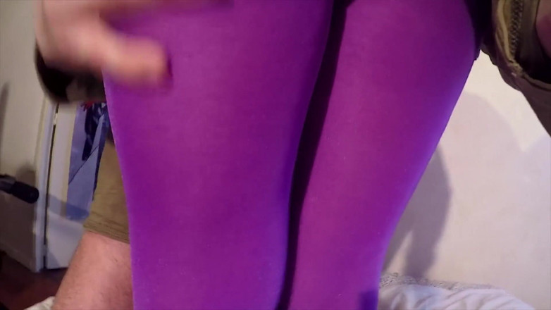 Nylon Xtreme: Roztleskávačka kouří a šuká v nylonkách