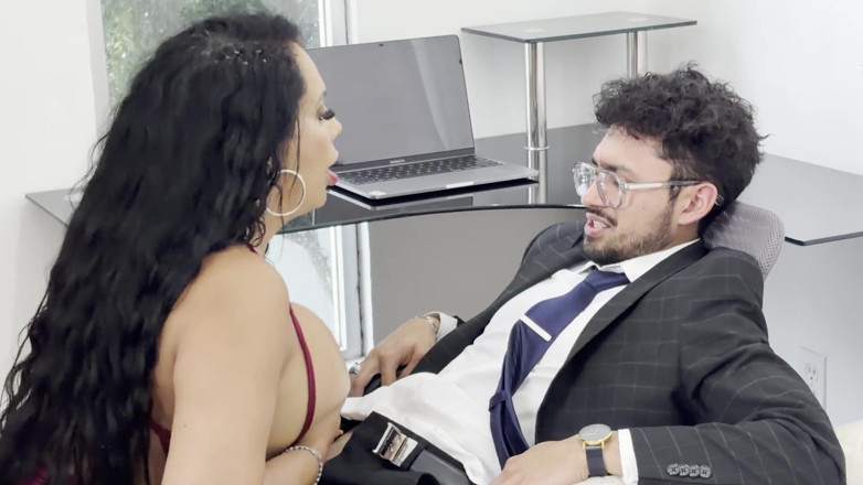 Calientehubxxx: Tatachi and Gali Diva the Message