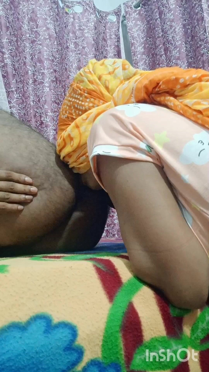 Sexy indian bich: 姐夫和嫂子，你从来没有见过这样的屁股垫