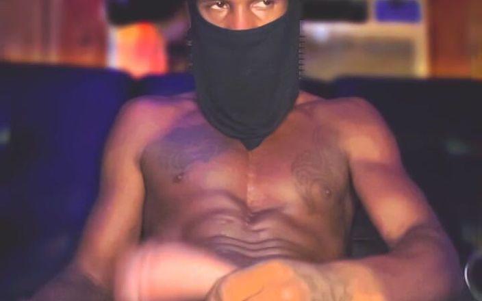 Iamjrboii45: Komm, reite es