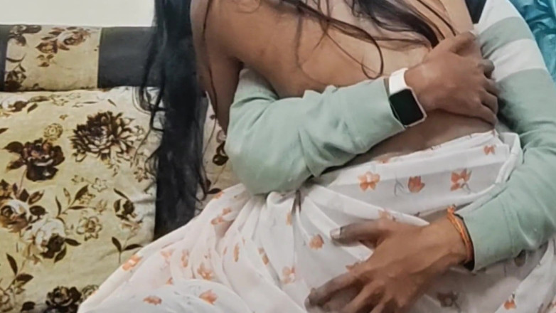 Sweet Spice: Sweety Didi slet werd geneukt met stiefbroer deel 1