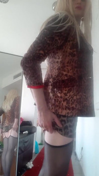 Reife blonde trans