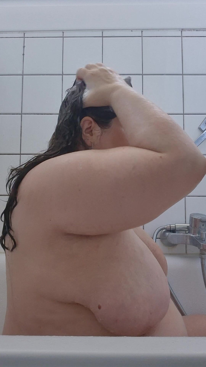 Mellegirl: Benimle geliyor musun?