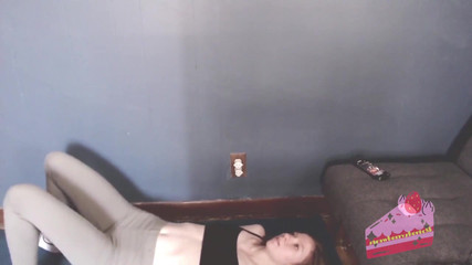 strawberryshortc8k: Sexy holka si vymýšlí zadek