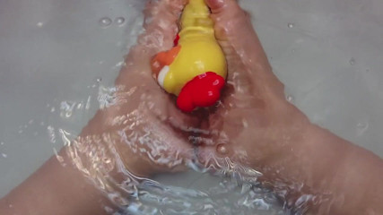 DanaDom20: 足で遊ぶ