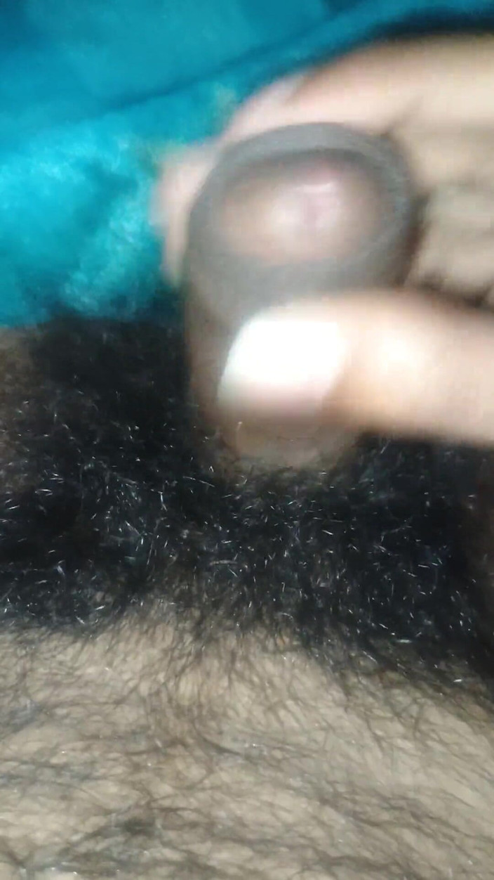 Hot_bobby: 日本男孩大硬鸡巴撸管 precum 秀