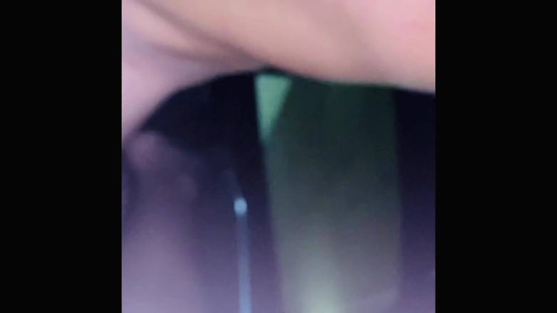 Spuirtcouplexxxx: Squirt with the door open in a parking lot