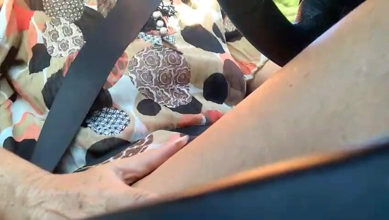 Step Mommy: Nadržená zralá manželka honí a tře si mokrou kundičku v...