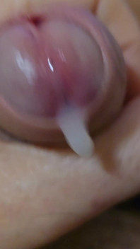 In Front of Cam Jerking Big Italian Dick and Spray Cum