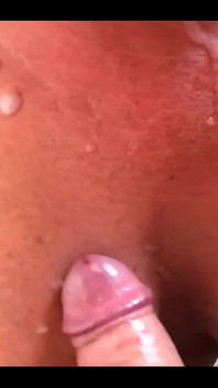 Blowjob dengan kamera di kepalaku dan muncrat banyak di payudaraku