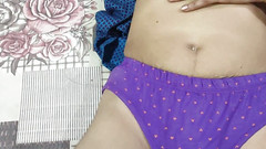 sakshi_raniii: Indiana menina Sakshi lambendo buceta e fodida com beijo quente