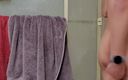 Z twink: Sexy hubená 19letá žena ve sprše