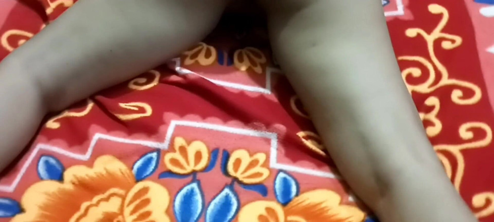 Chhaya: Teman wanita desi merintih kuat semasa kongkek dubur seks baru