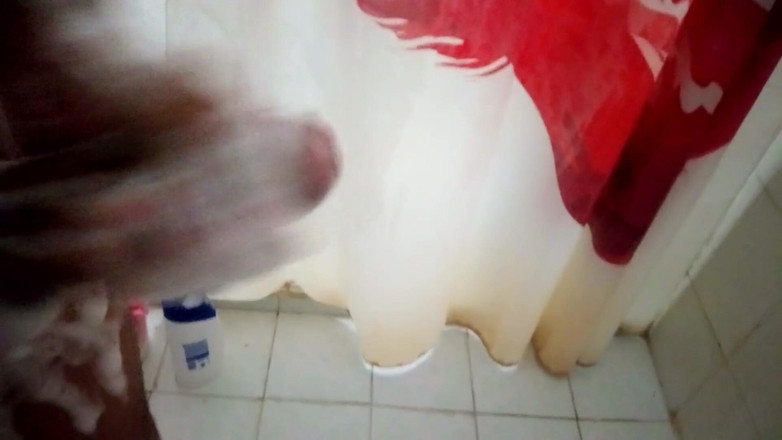 213san: I Jerk off in the Shower and Send It to...