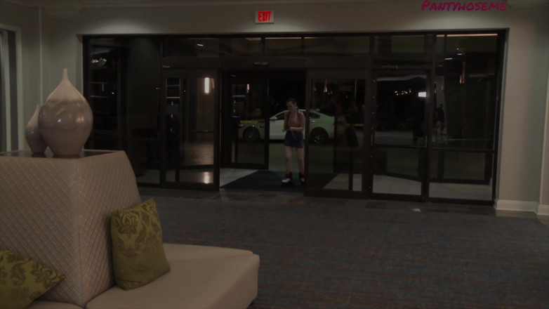 Pantyhose me porn videos: Ziva Fey wordt geil op het bed terwijl ze een...