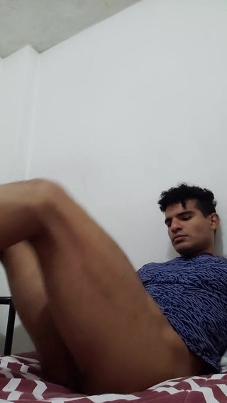 trebol_Jess: Saya melancap dengan baik di katil saya apabila saya di...