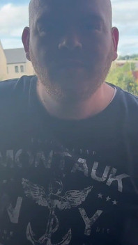Nosy Neil dostaje niechlujnego BJ i robi bałagan