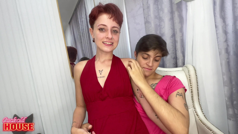 CuckoldHouse: Щасливий хлопець у тріо з 2 дуже гарячими бісексуальними дівчатами