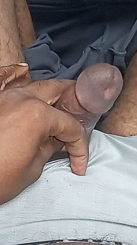 Mijn Indische vrouw pik met zoenen en zuigt sperma