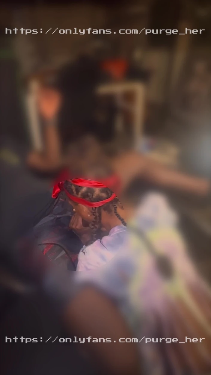 Purge_her: Nemohla čekat, dokud nepřijdu, až mě dojí