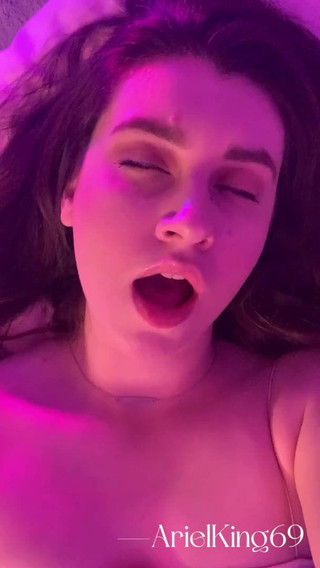 Ariel King: POV stříkání pro vás