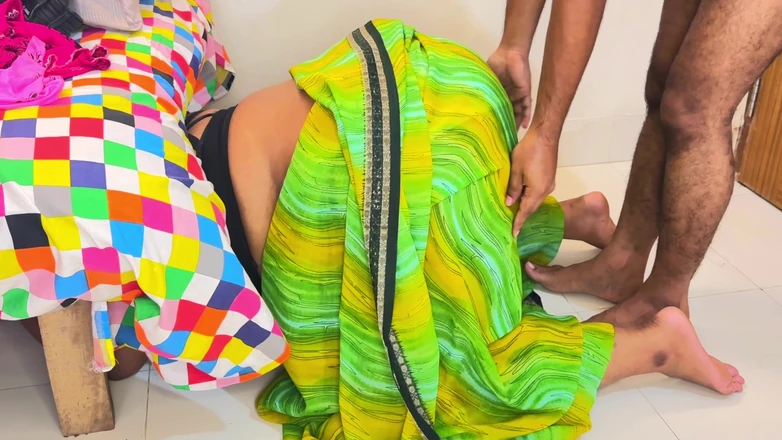 Aria Mia: Damad Ni Apni Sass Ko Jabardast Chudai