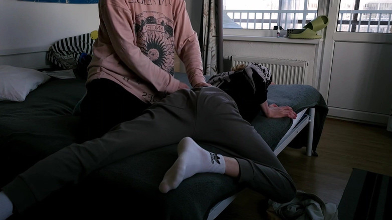 Ethan Lestray: Nevlastní bratr načapal twinka při sledování porna, ošukal Twink do...