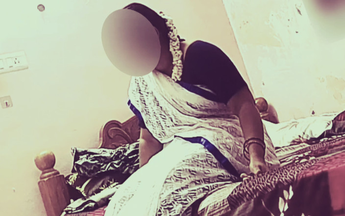 Black & white desicat: サリーブラウス姿のホットな浮気インド主婦が恋人とセックスをする