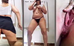 Mirelladelicia: Togliere i vestiti, la gonna e le mutandine nere