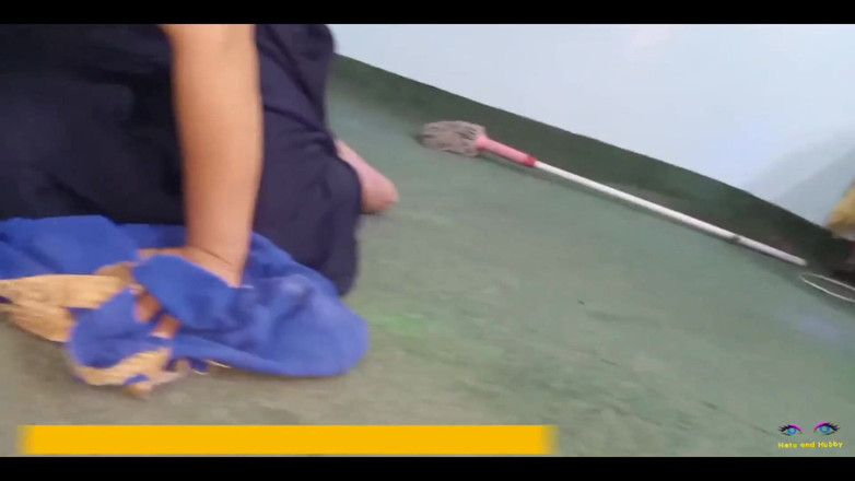 Netu: भारतीय कामुक हॉट नौकरानी घर के बने वीडियो पर नाचते हुए कमरे की सफाई करते हुए पकड़ी गई