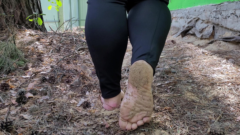 Peach Desert: Urut kaki kotor dengan konsep spruce