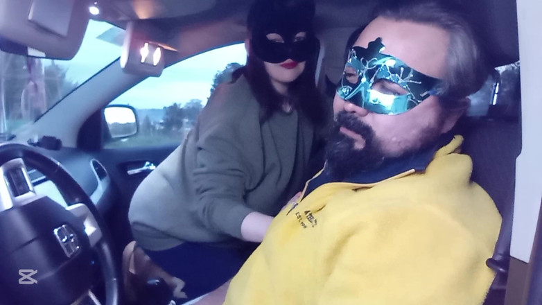 Mois Fantasys: Arabada yüze tokat atma