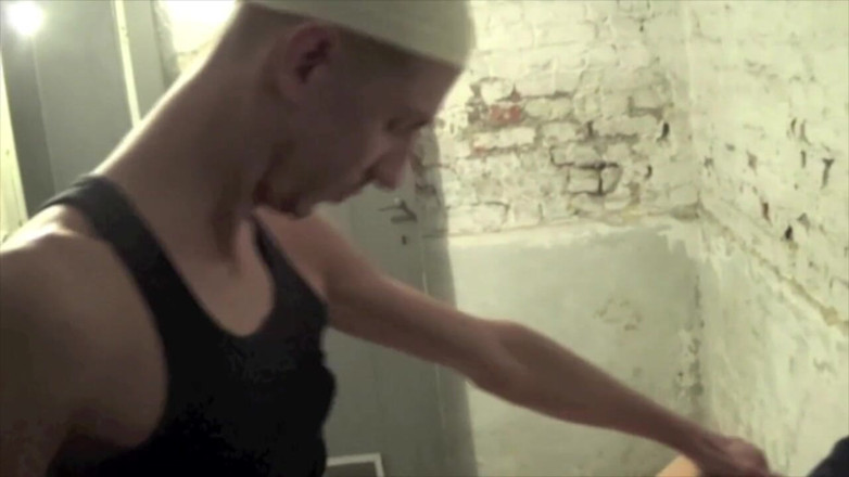 Raw French Bad boys: İnanılmaz Arap xxl yarak tarafından kullanılıyor