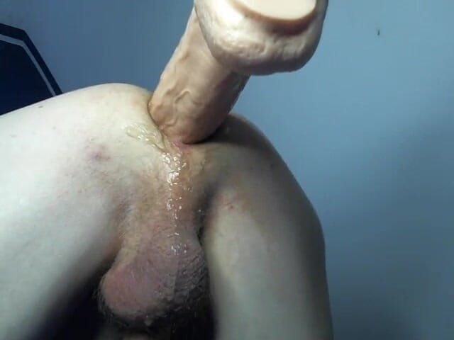 MeandI2: Naprawdę duży dildo w mojej dupie
