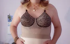 Stepmom Vicki wants you!