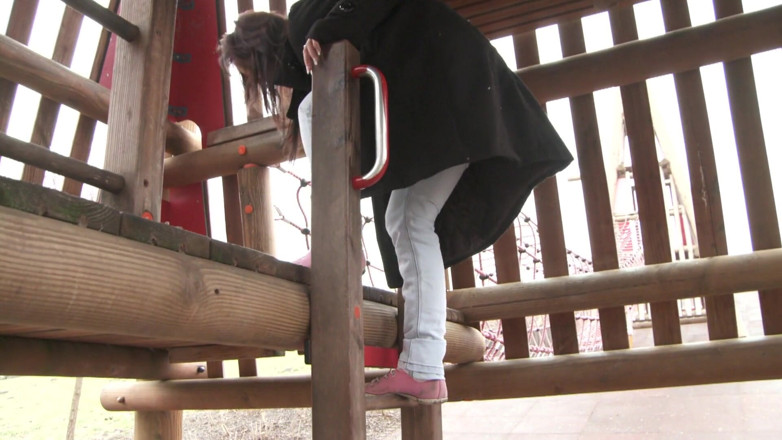 All about pee: สาวฉี่คนเดียว Nomi Melone
