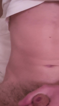 I Lost Control. Amateur Cumshot of an Italian Teen on the Couch