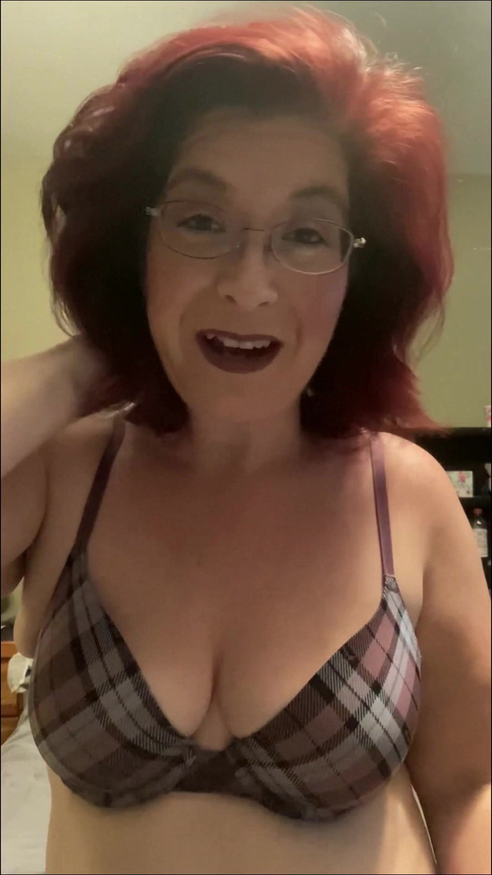 Elianna: 被欺负 - 定制