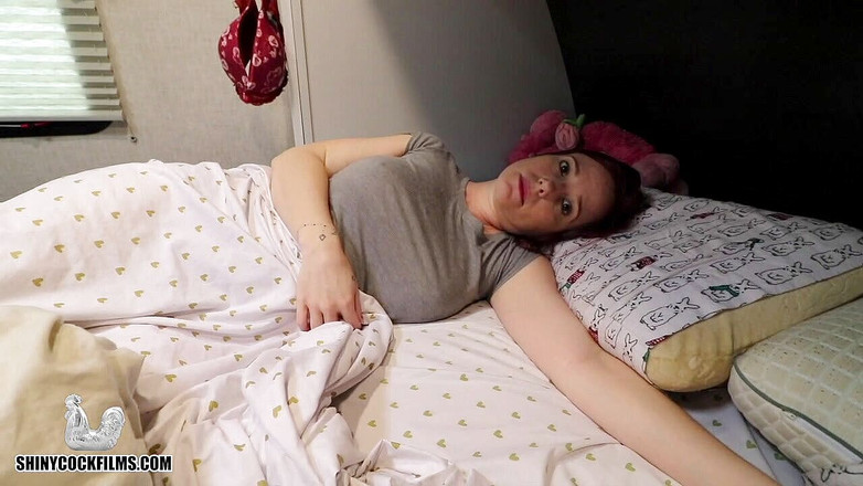 Jane Cane: Une belle-mère prend la virginité de son beau-fils