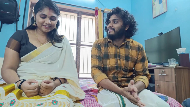 Vaigavarun45: Mallu 커플의 첫 밤 비디오, 첫날 밤 섹스, Kerala Saree의 첫 밤 섹스, Mallu 커플의 첫 밤 섹스