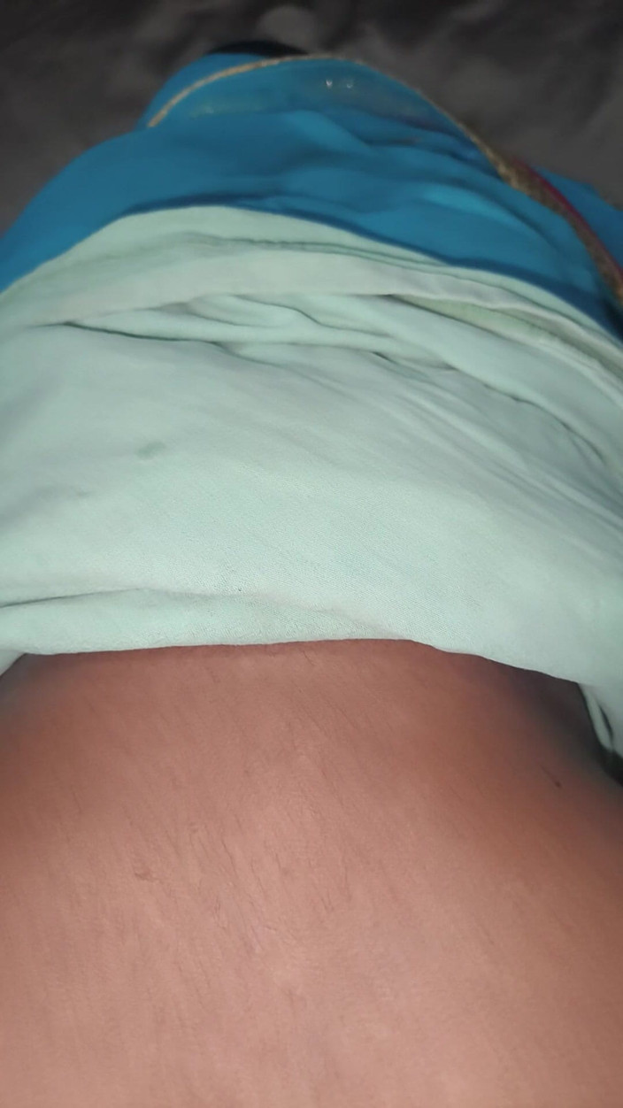 Indian innocent wife: Suri rumah Telugu India Saree dalam video seks kongkek lewat...