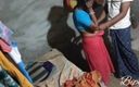 Hot Sex Bhabi: Gadis desa lagi asik nyepong kontol posisi misionaris