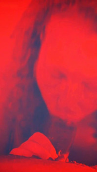 Lucky girl Kween Bunny B - luz roja especial mamada en primer plano y garganta follada
