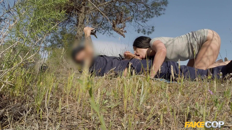 Fake Cop: Fake cop - mulut tante seksi sophie garcia penuh sperma