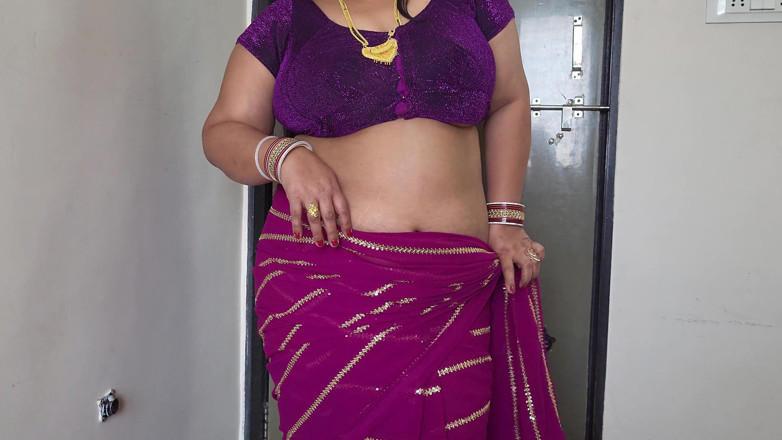 Hot Pavitra: Hot_pavitra Tamadi Tambadi melanggan