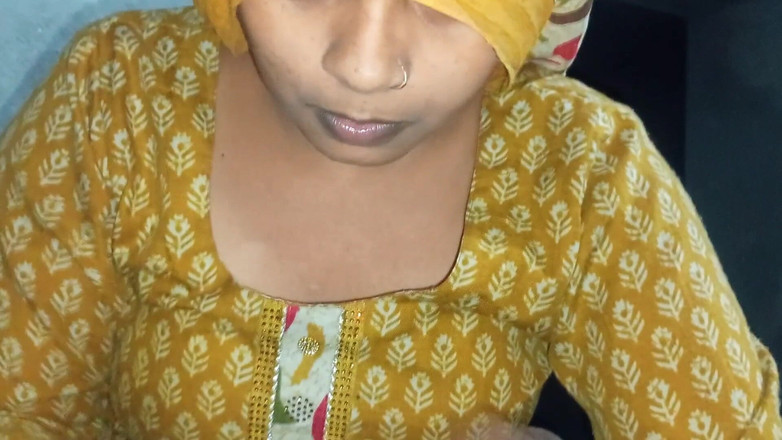 Sexy_girl_nehu: Kakak ipar india lagi asik nyepong kontol sampai dicrot di...