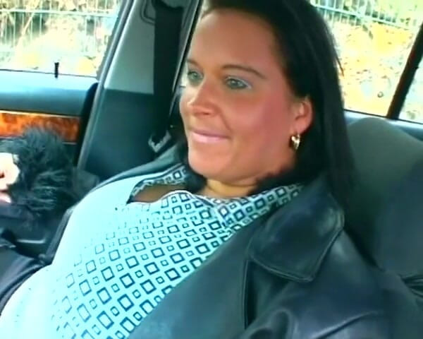 Busty German Sluts: คุณนายหุ่นอวบเยอรมัน โดนแตกคานมใหญ่