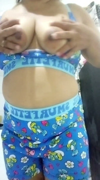 Sexy Filipina MILF, Shaking, Rubbing, & Smacking Her Big Smurf Ass & Pussy